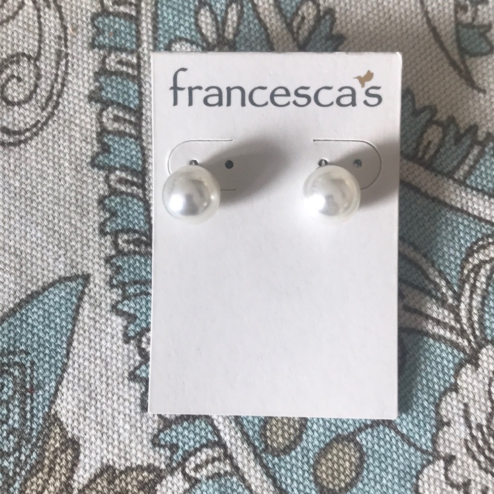 Double sided pearl earrings